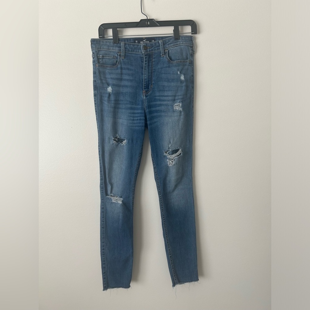 Hollister jeans size 9 regular